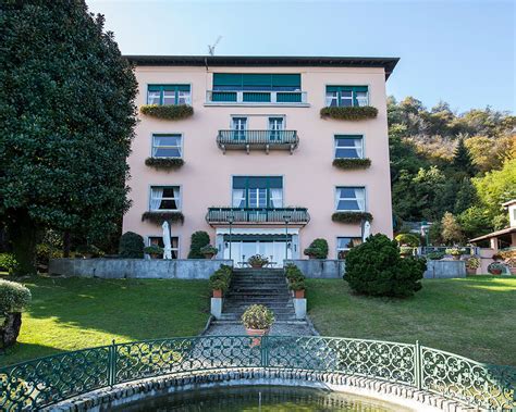 where is new villa of donatella versace|donatella versace italy.